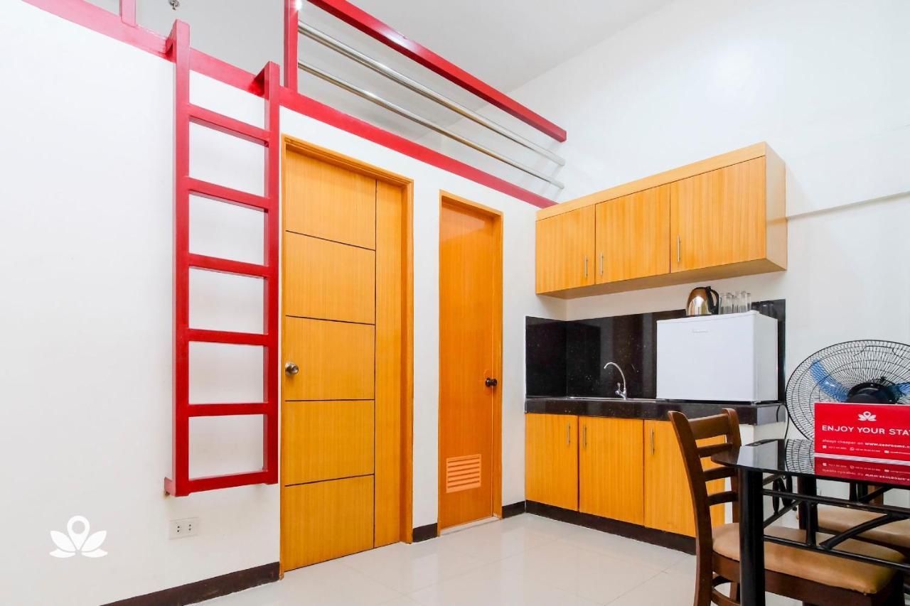 Zen Rooms Time Travellers Makati Макати Экстерьер фото